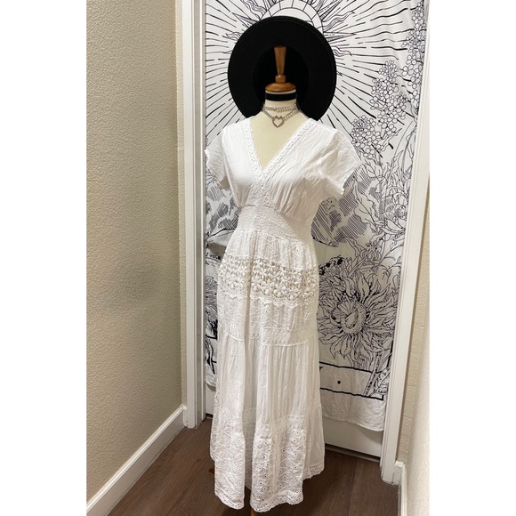 🌈 Beautiful maxi lace dress - Picture 12 of 12